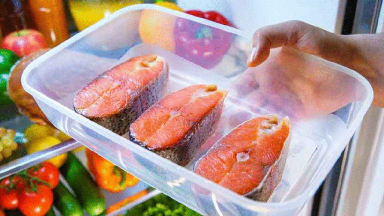 ফ্রিজে মাছ কতদিন রাখা উচিত?