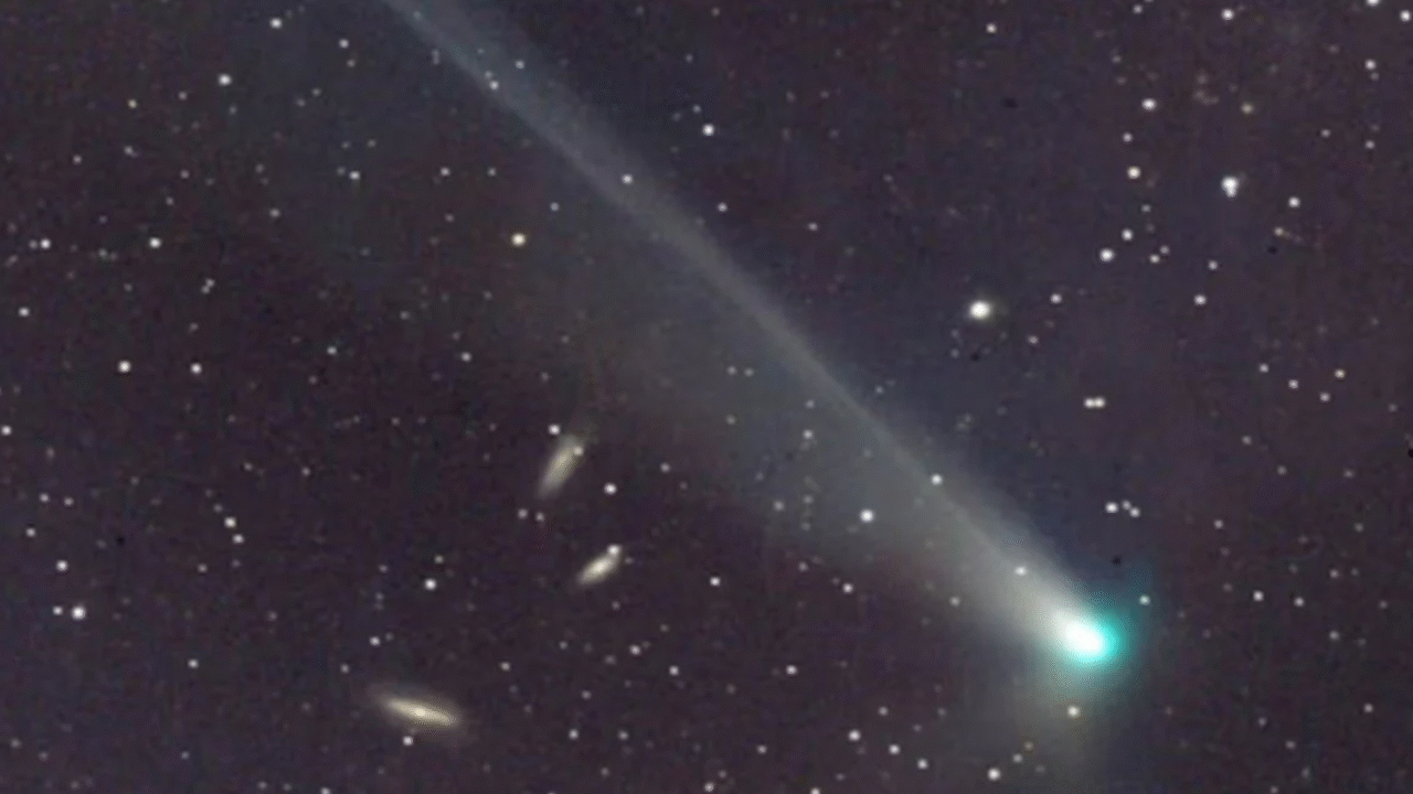 ফেব্রুয়ারিতে আকাশে দেখা মিলবে বিরল ধূমকেতু