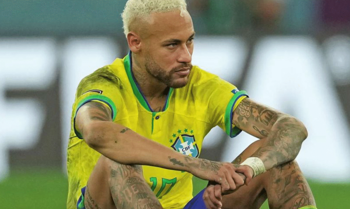 ব্রাজিল দলে ফিরতে হলে  নেইমারকে মানতে হবে ১ শর্ত