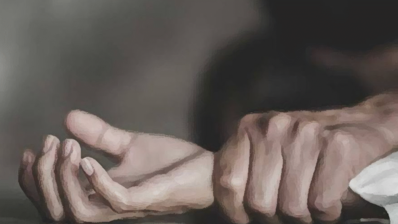 ফ্যামিলি কার্ডের প্রলোভনে বিধবাকে ধর্ষণের অভিযোগ