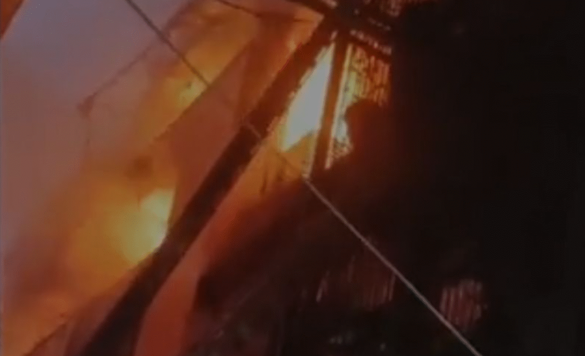 দিল্লিতে বহুতল ভবনে ভয়াবহ আগুন, ৯ জনের প্রাণহানি