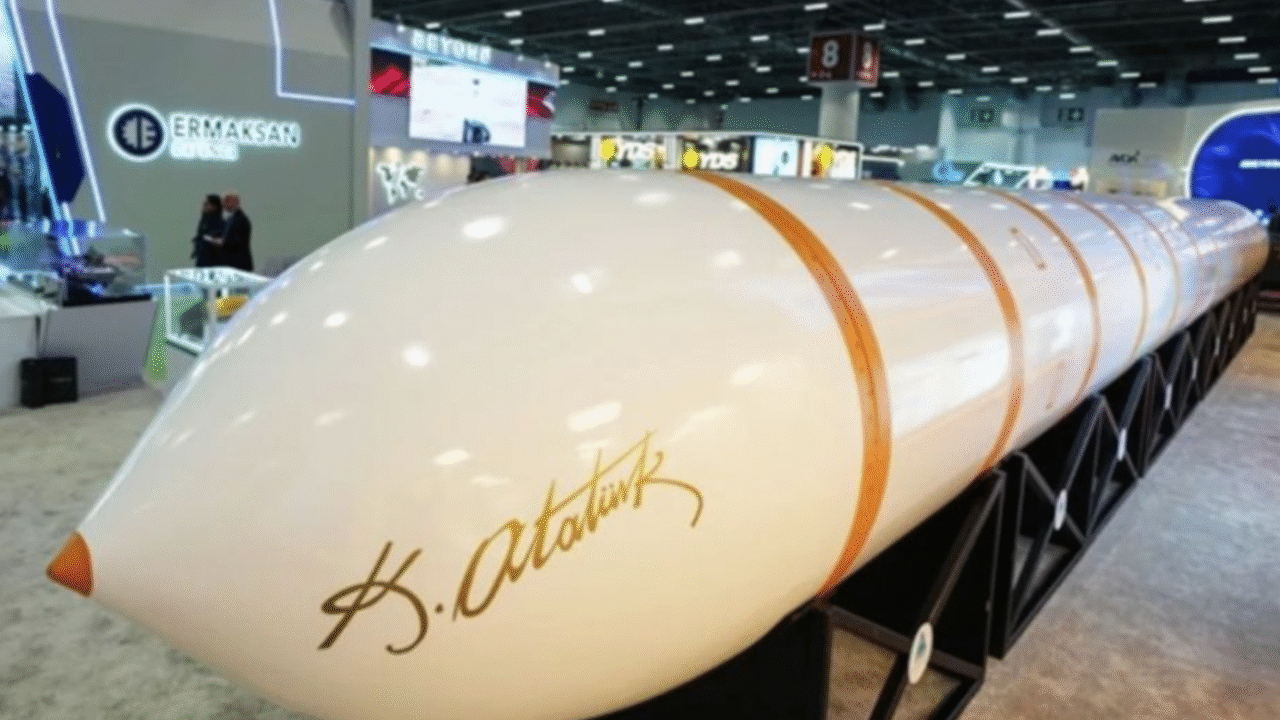 শব্দের চেয়ে ২৫ গুণ দ্রুতগতির ক্ষেপণাস্ত্র উন্মোচন তুরস্কে