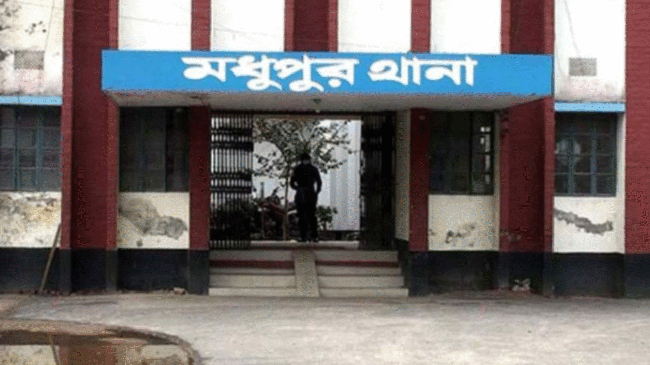 এক ছাগল ছানা বাঁচাতে গিয়ে প্রাণ গেল বাবা-ছেলেসহ চারজনের