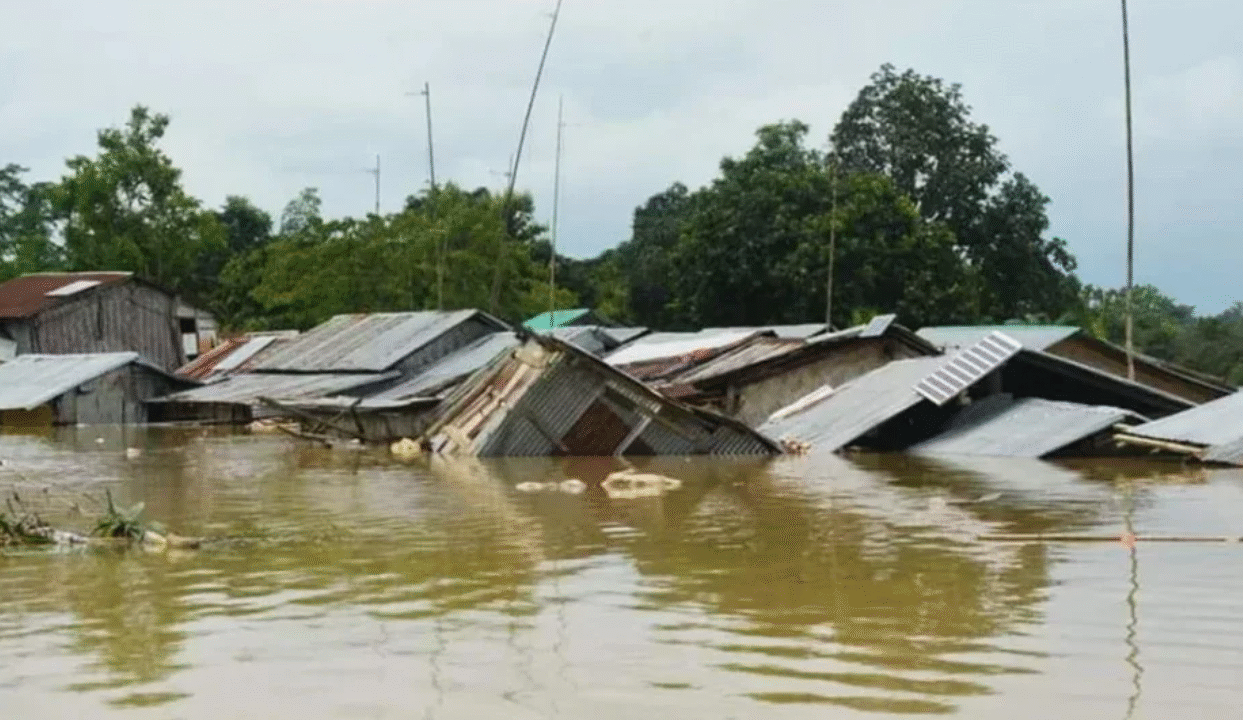 ১৩ জেলায় আকস্মিক বন্যার পূর্বাভাস